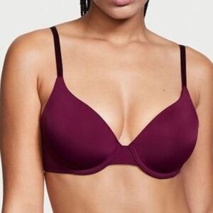 VICTORIA’S SECRET T-Shirt Lightly Lined Full Coverage Bra